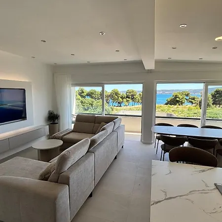 Bella Costa Penthouse Appartement *